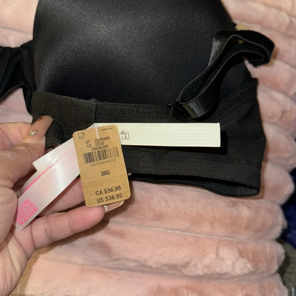 PINK WEAR EVERYWHERE Wear Everywhere Push-Up Bra‎